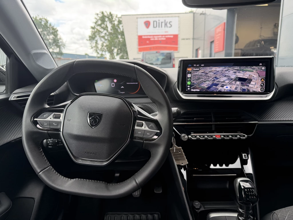 Peugeot 208 – foto 15