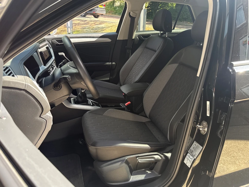Volkswagen T-Roc – foto 13