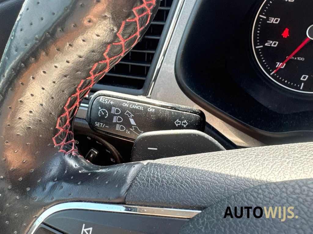 SEAT Leon – foto 14