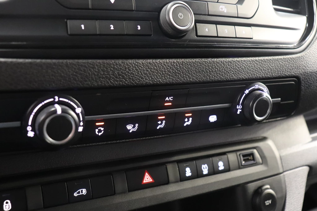 Opel Vivaro – foto 12