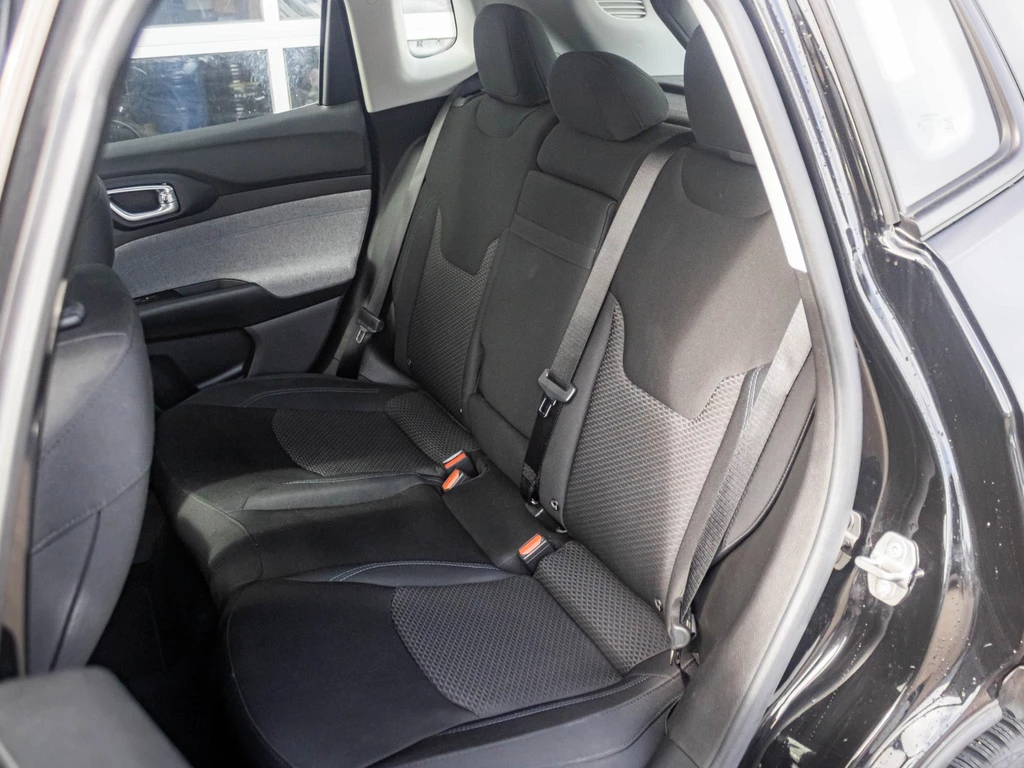 Jeep Compass – foto 12