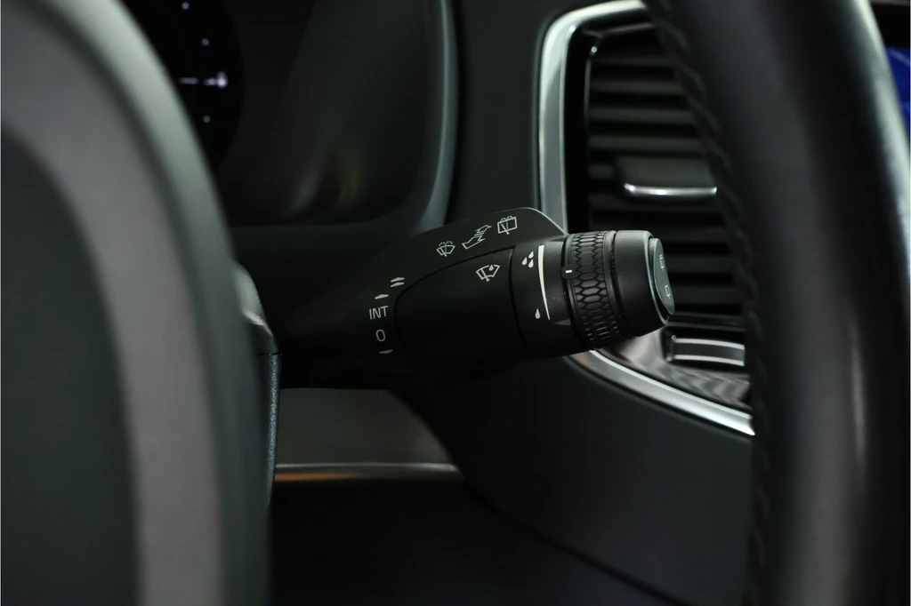 Volvo XC90 – foto 29