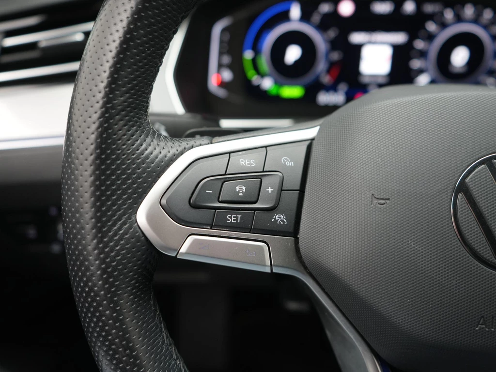 Volkswagen Passat – foto 15