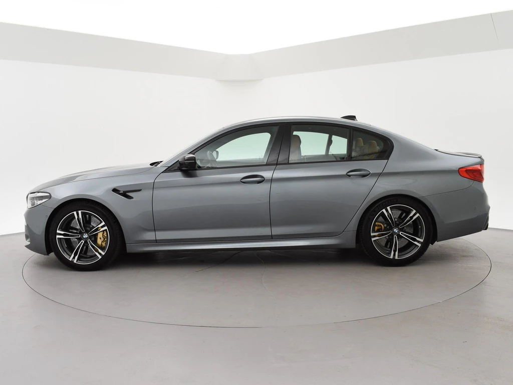 BMW M5 – foto 4