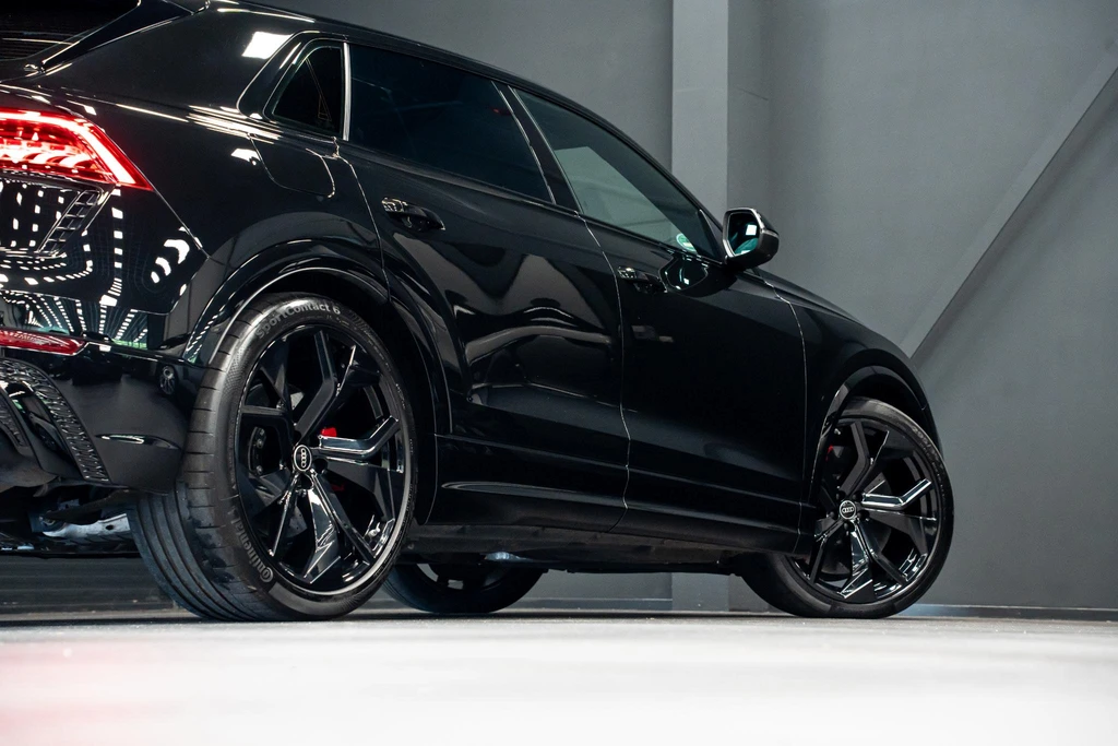 Audi RSQ8 – foto 7