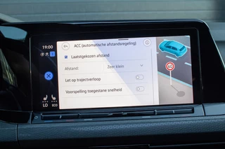 Volkswagen Golf – thumbnail 32