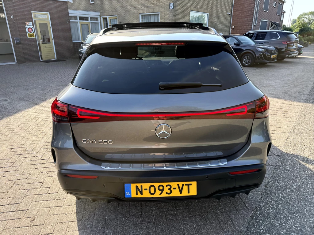Mercedes-Benz EQA – foto 3