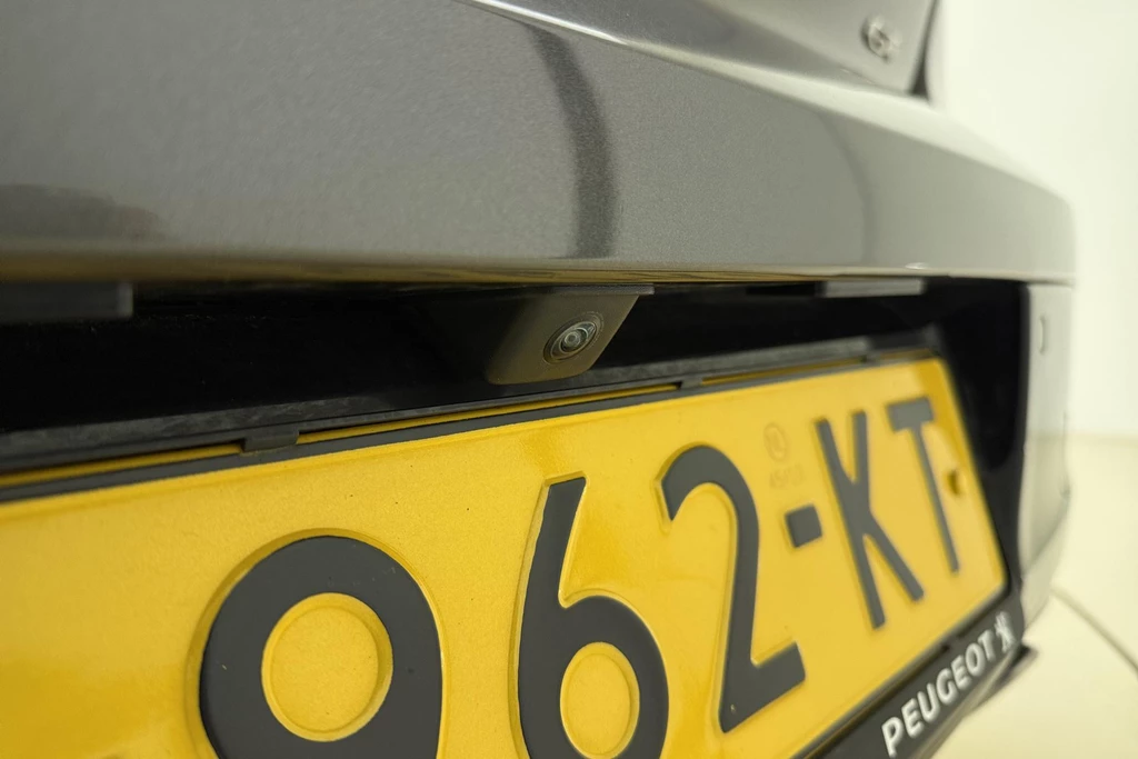 Peugeot 208 – foto 12