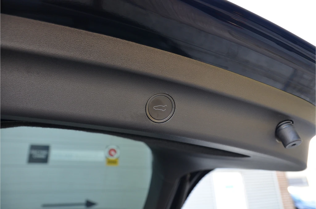 Tesla Model Y – foto 33