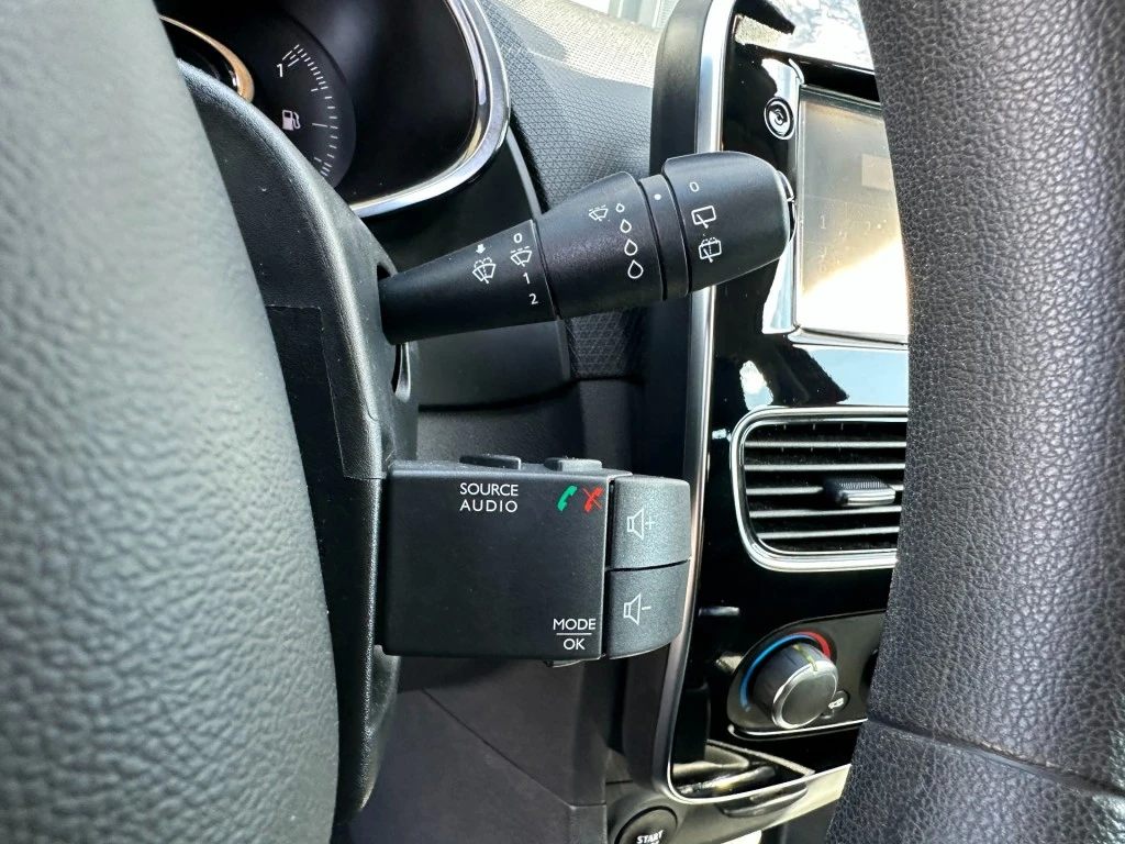Renault Clio – foto 24