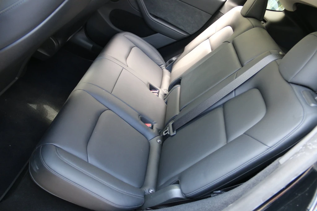 Tesla Model Y – foto 18