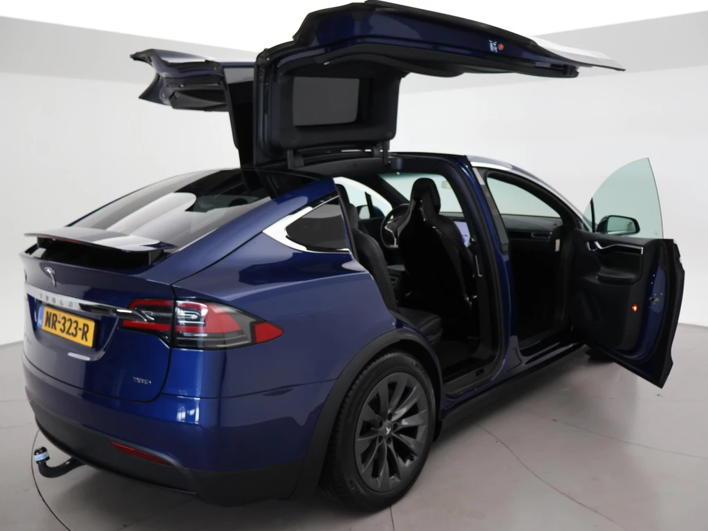 Tesla Model X – foto 10