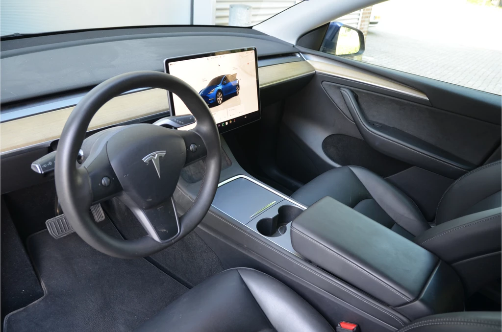 Tesla Model Y – foto 10