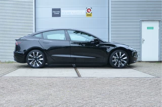 Tesla Model 3 – thumbnail 4