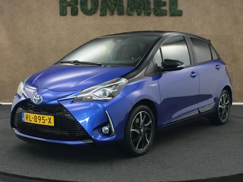 Toyota Yaris 1.5 Hybrid Bi-Tone - ORIGINEEL NEDERLANDSE AUTO - AFKOMSTIG VAN 1E EIGENAAR - CLIMATE CONTROL - BOTS EN LIJNWAARSCHUWING - CAMERA - CRUISE CONTROL - REGENSENSOR - ARMSTEUN VOOR - BLUETOOTH - LICHT METALEN VELGEN