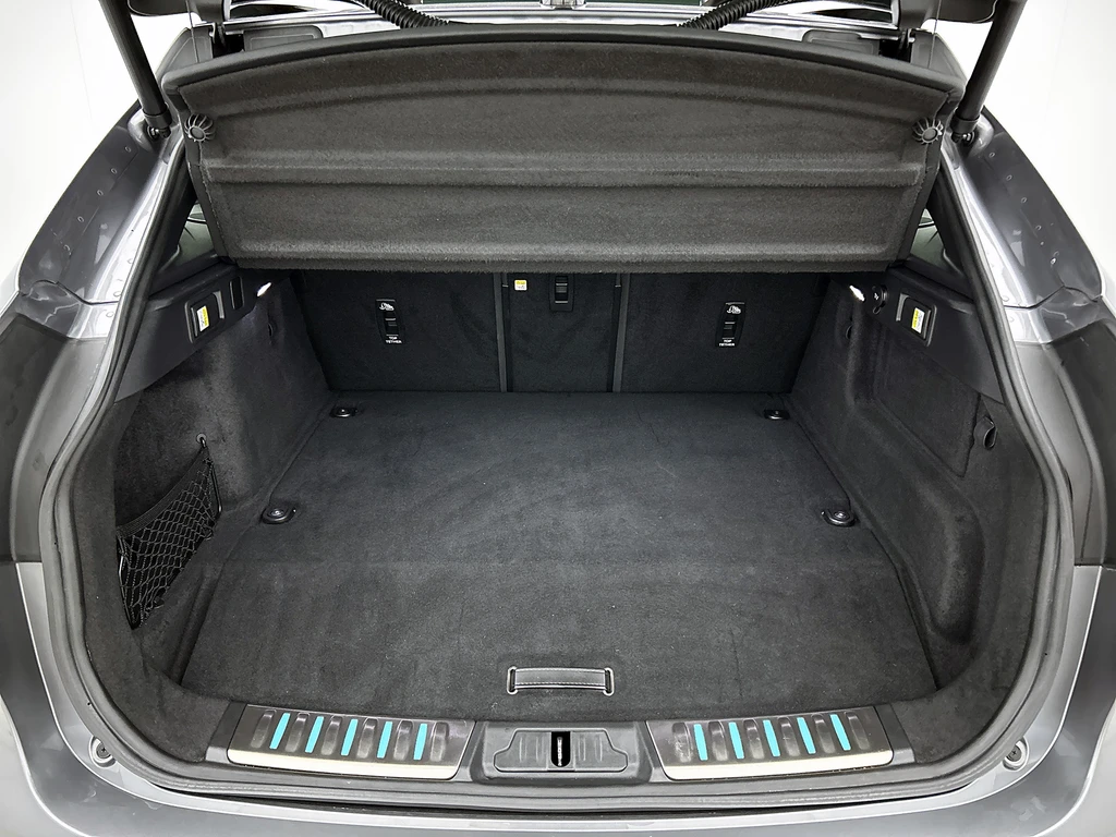 Jaguar F-PACE – foto 24