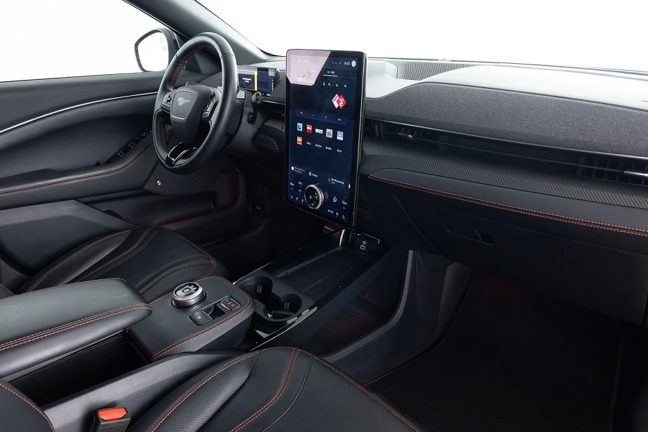 Ford Mustang Mach-E – foto 8