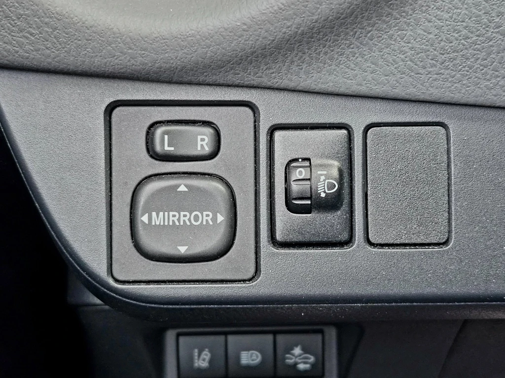 Toyota Yaris – foto 31