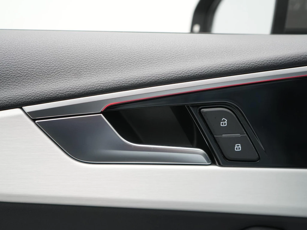 Audi A4 – foto 31