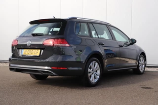 Volkswagen Golf – thumbnail 2