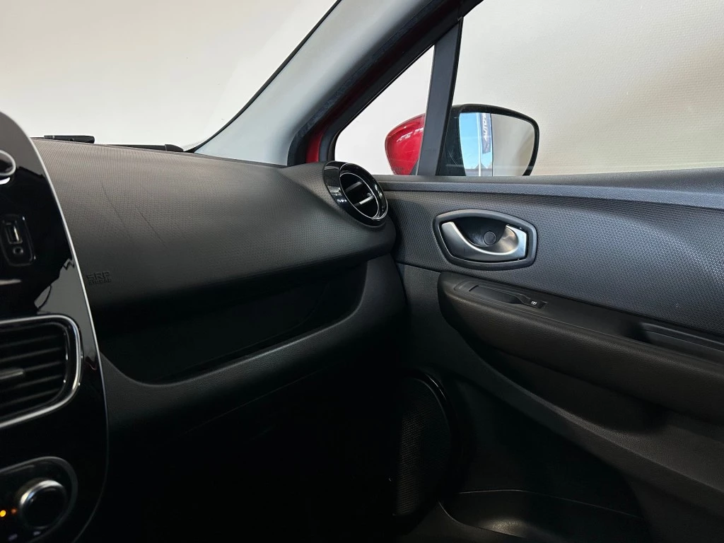 Renault Clio – foto 32