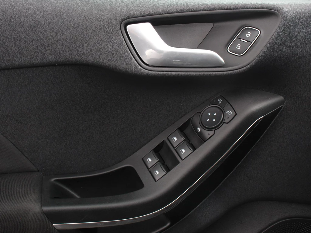 Ford Fiesta – foto 16