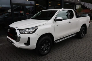 Toyota Hilux – thumbnail 2
