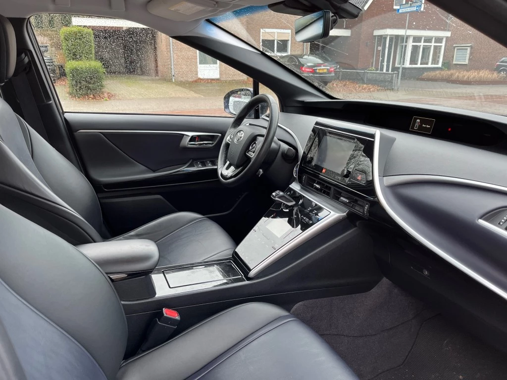 Toyota Mirai – foto 6