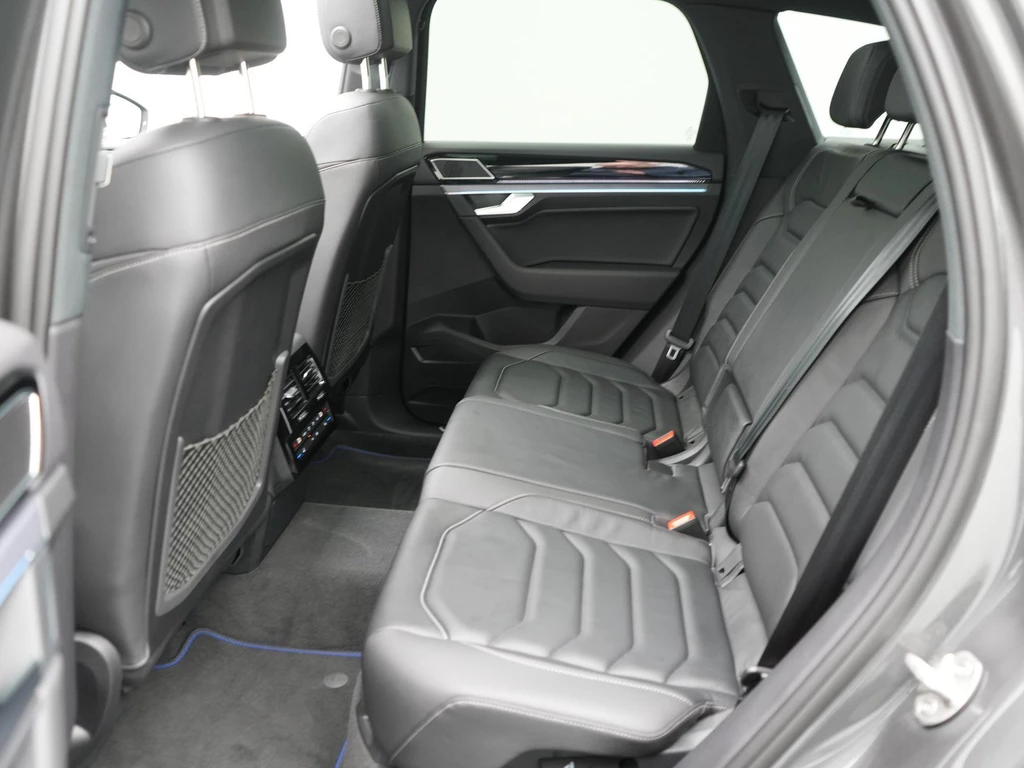 Volkswagen Touareg – foto 59