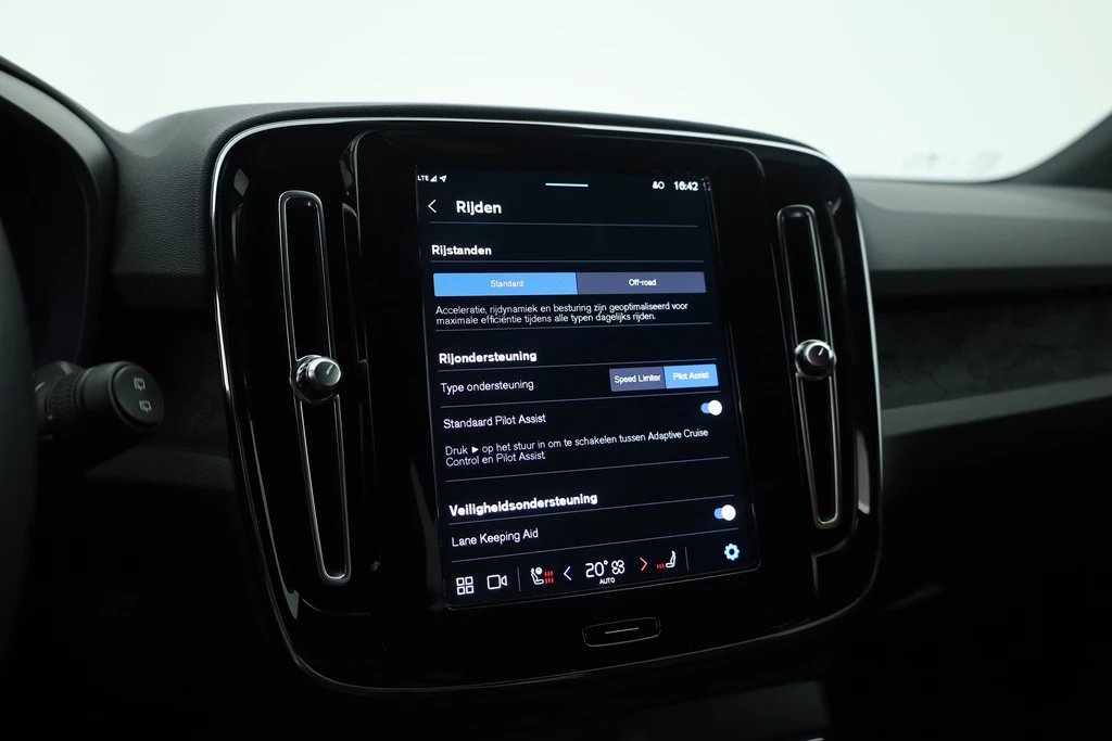 Volvo XC40 – foto 28