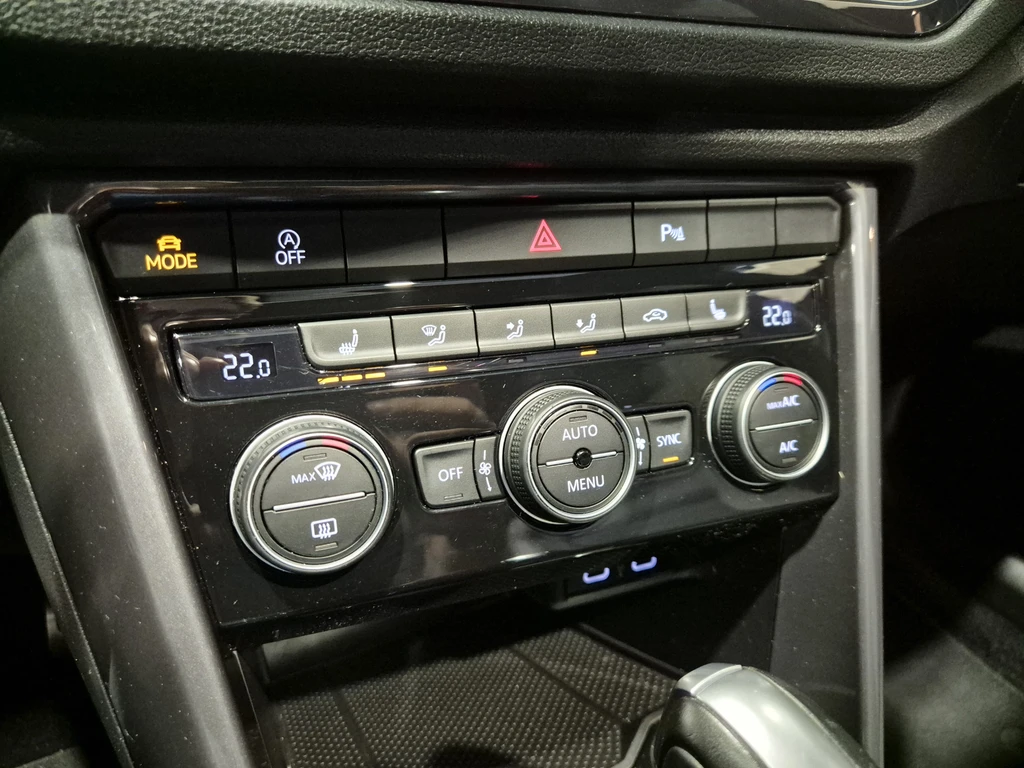 Volkswagen T-Roc – foto 15