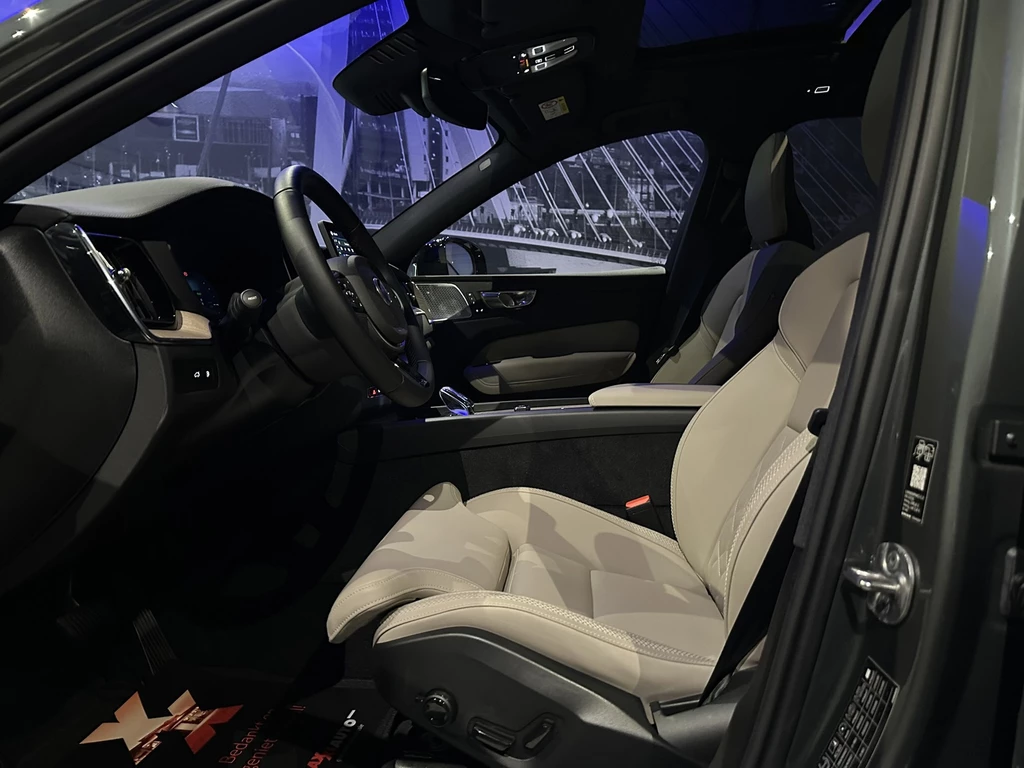 Volvo XC60 – foto 20