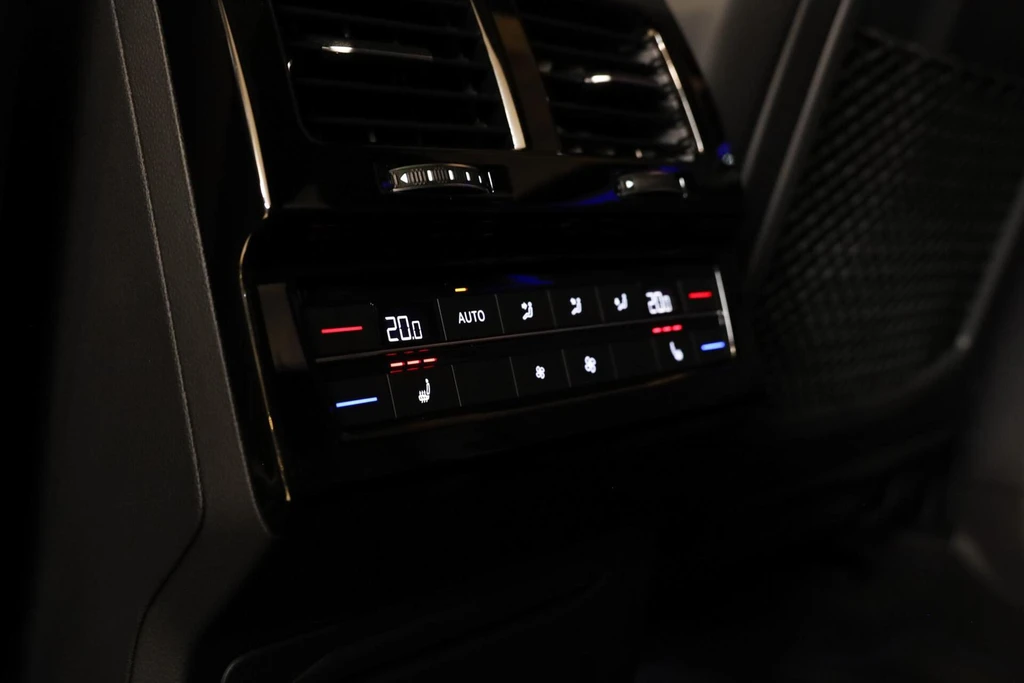 Volkswagen Touareg – foto 16