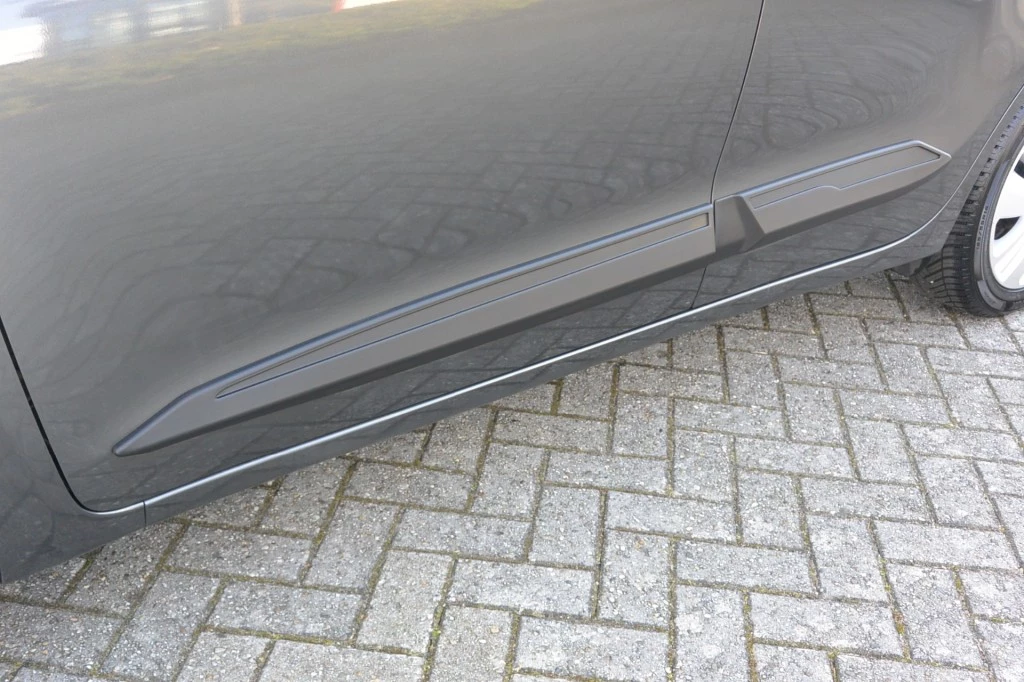 Suzuki Swift – foto 12