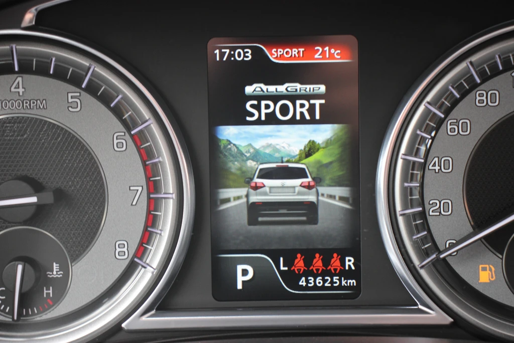 Suzuki Vitara – foto 24