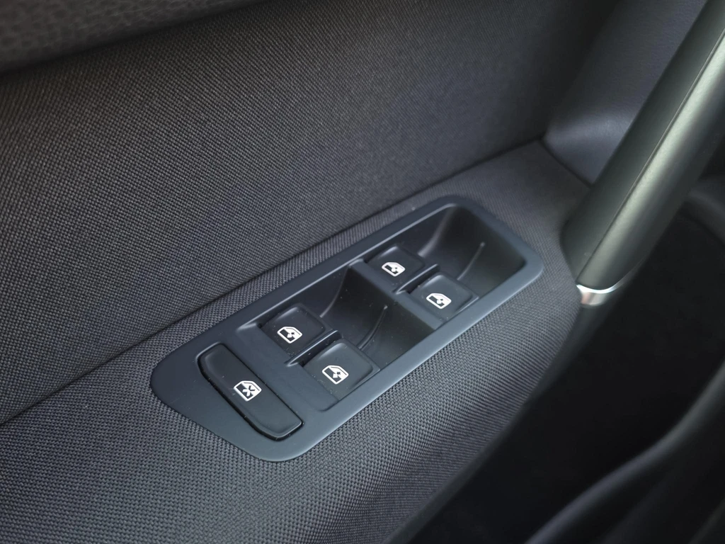 Volkswagen Golf Sportsvan – foto 23