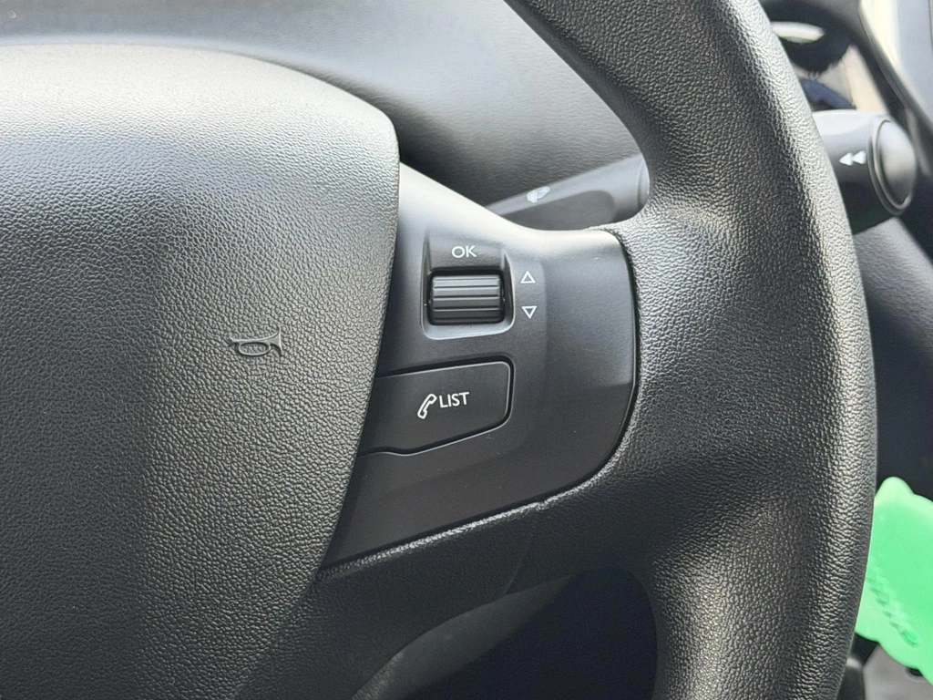 Peugeot 208 – foto 32