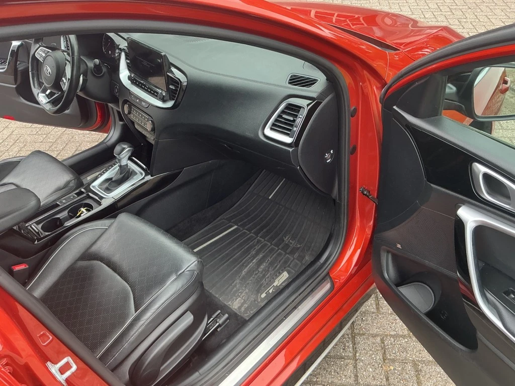Kia ProCeed – foto 8