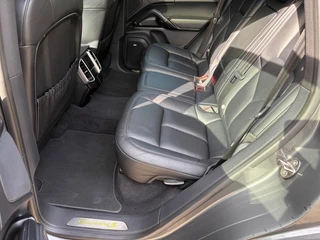 Porsche Cayenne – thumbnail 39