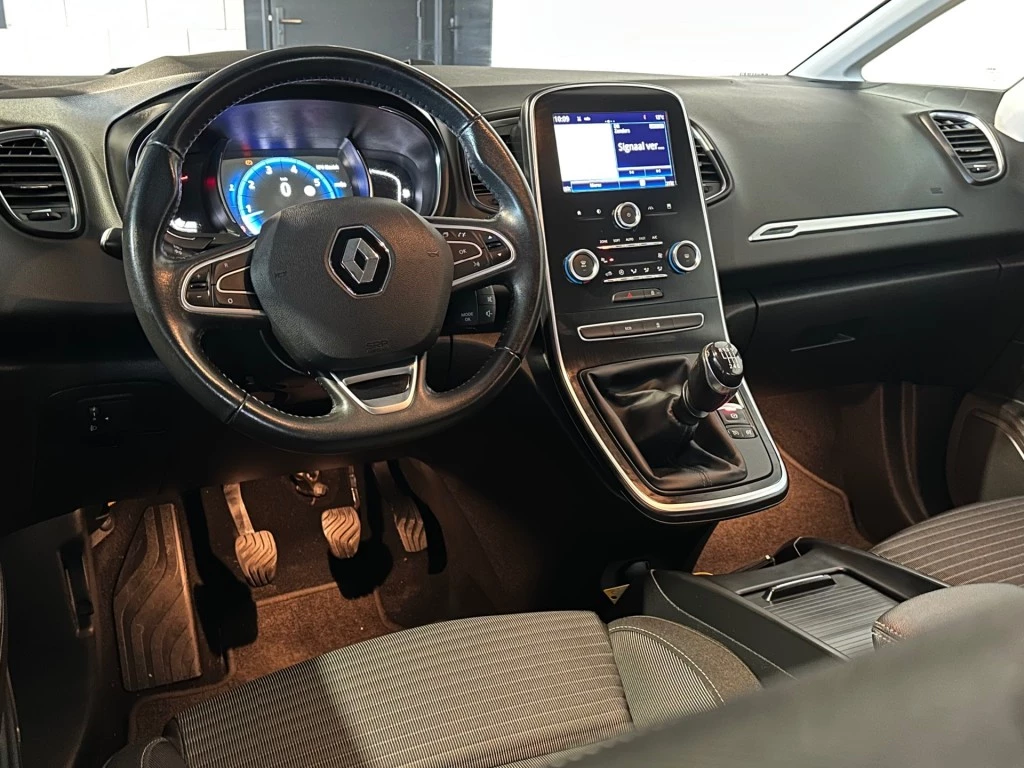 Renault Scénic – foto 17