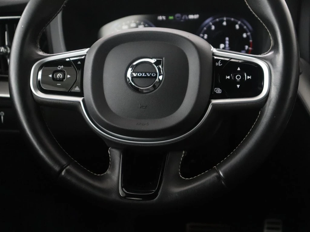 Volvo XC60 – foto 10