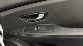 Renault Scénic – thumbnail 18