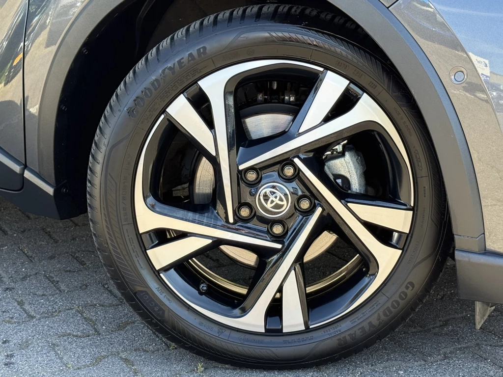 Toyota C-HR – foto 8