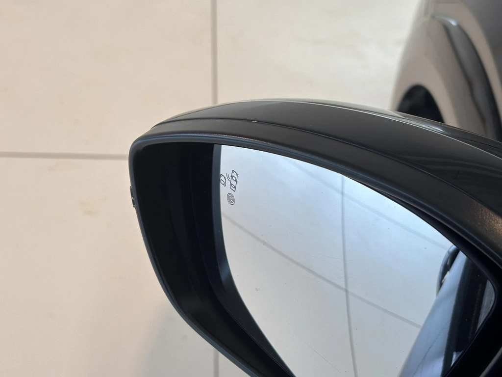 Peugeot 208 – foto 9