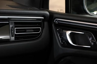 Porsche Macan – thumbnail 34