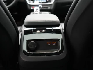 Volvo S90 – thumbnail 32