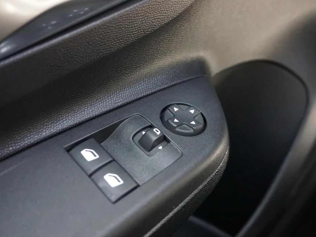 Opel Corsa – foto 12