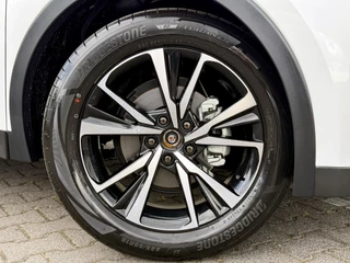 Toyota C-HR – thumbnail 9