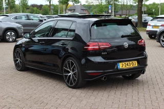 Volkswagen Golf – thumbnail 3