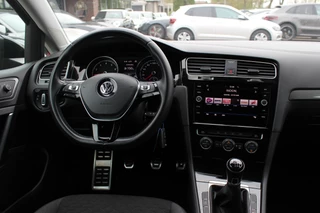Volkswagen Golf – thumbnail 11